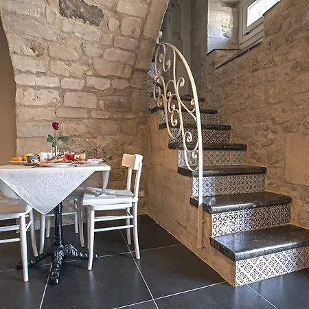 사비니리카 라구사